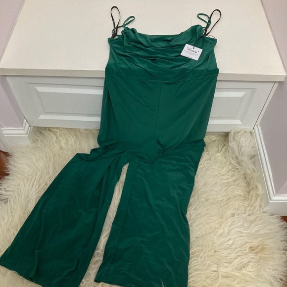 LAUNDRY BY SHELLI SEGAL Cowl Neck Jumpsuit - Picture 11 of 12